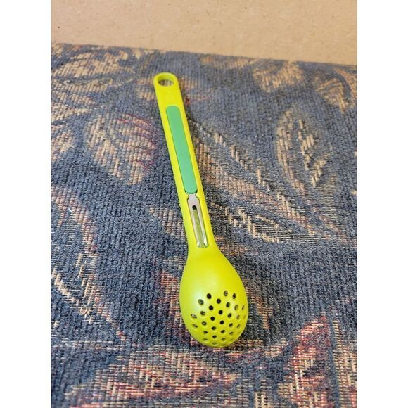 Joseph Joseph Green Scoop & Pick Jar Spoon and Fork Set - Picture 3 of 4